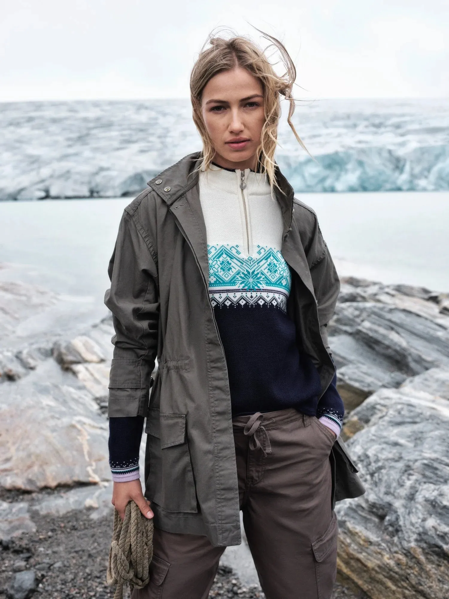 Dale of Norway | Moritz Sweater | Women's | Marine/Off White/Peacock