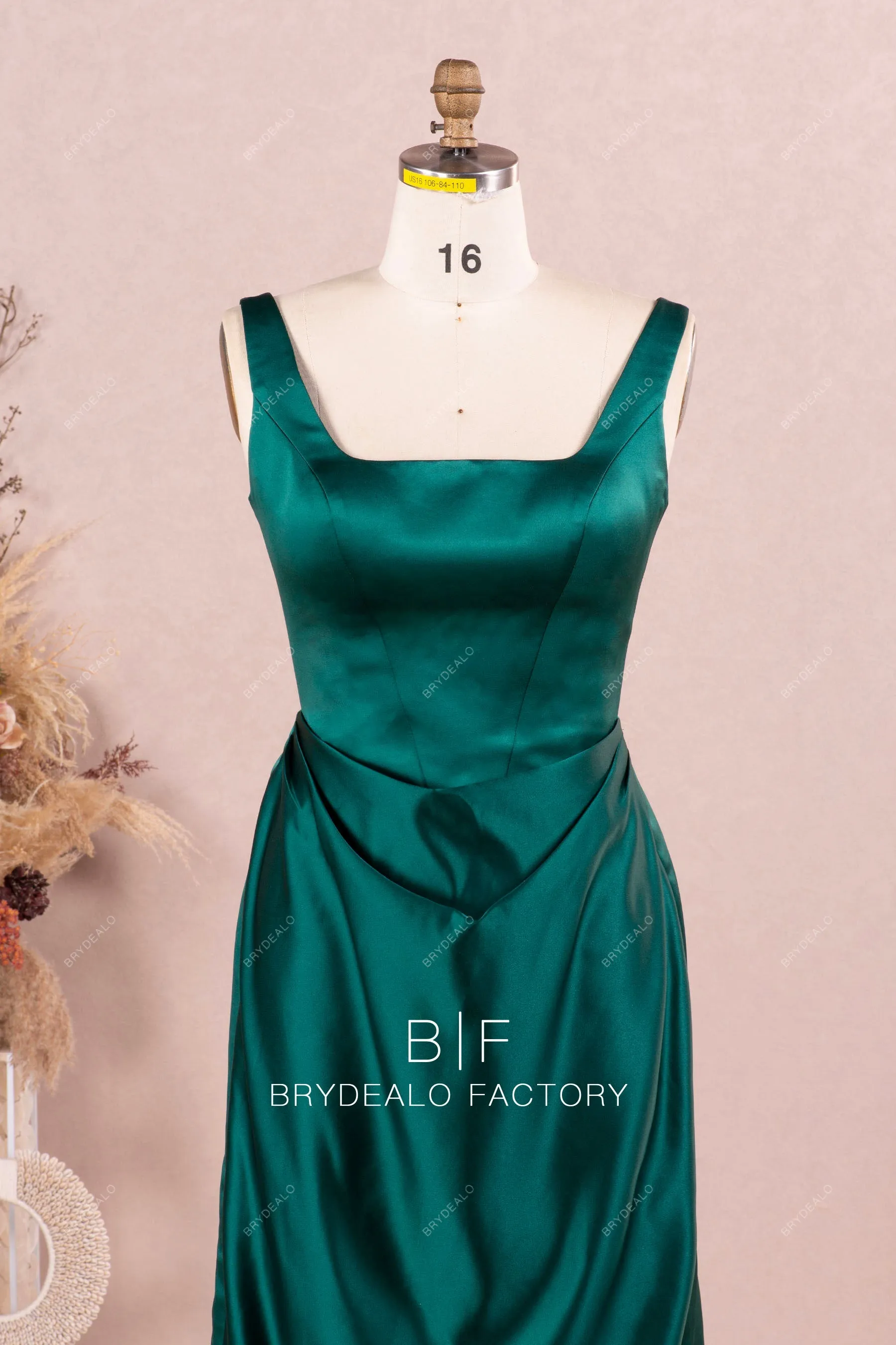 Dark Green Square Neck Satin Plus Size Non-traditional Dress