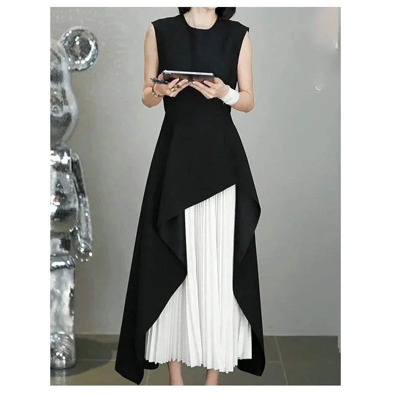 Hnzxzm Fake two-piece stitching dress 2024 summer new luxury fashion black and white stitching pleated long A-line skirt