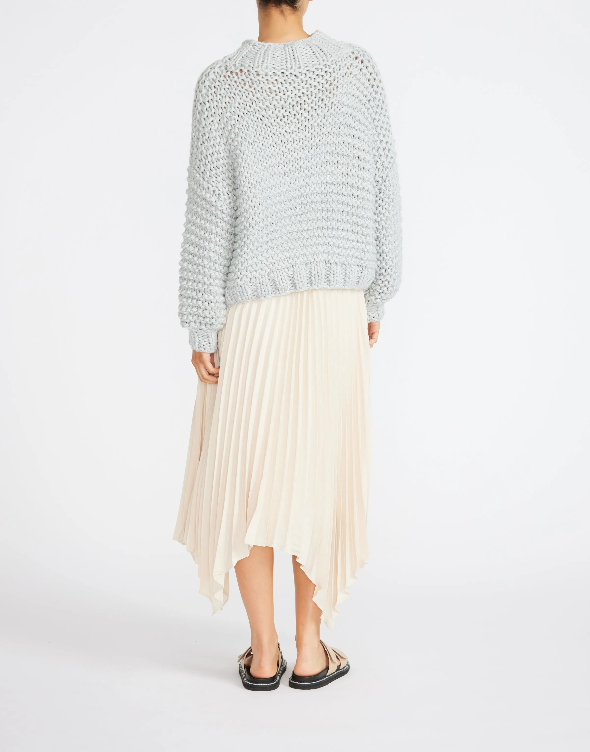 STAPLE THE LABEL - Celine Pleated Midi Skirt Vanilla