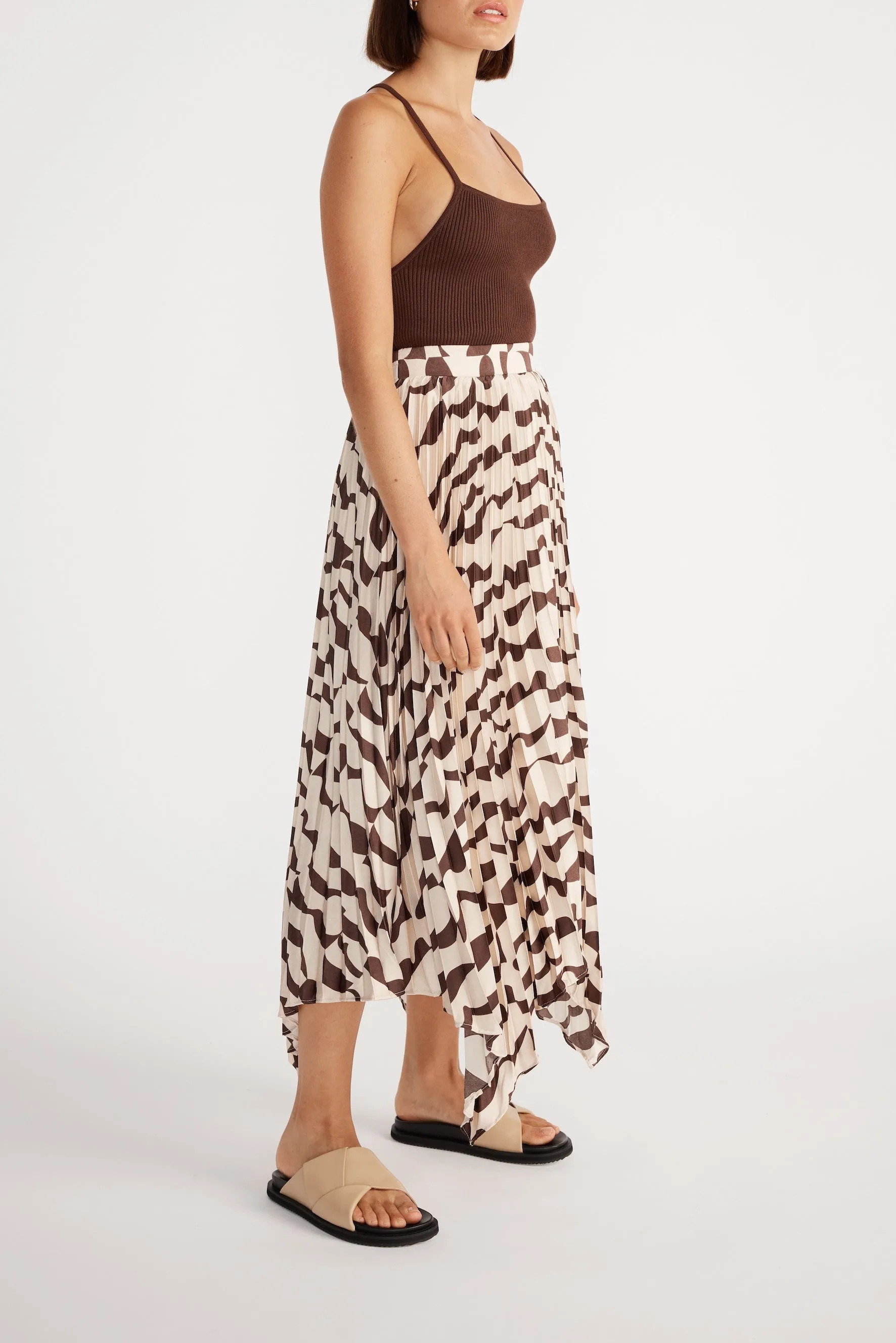 Staple the Label - Muse Pleated Midi Skirt