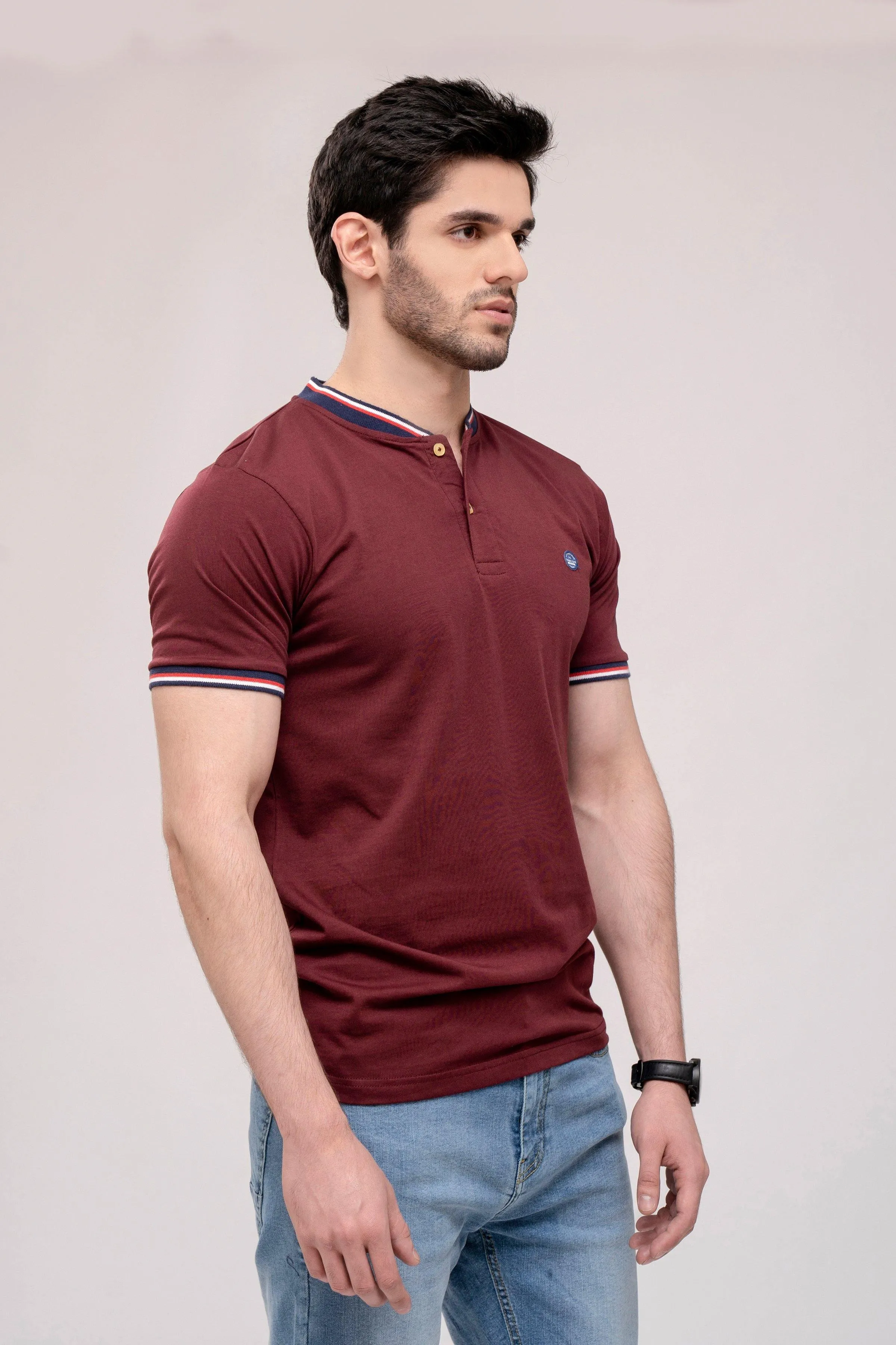 T SHIRT HENLEY TIPPING BAN MAROON