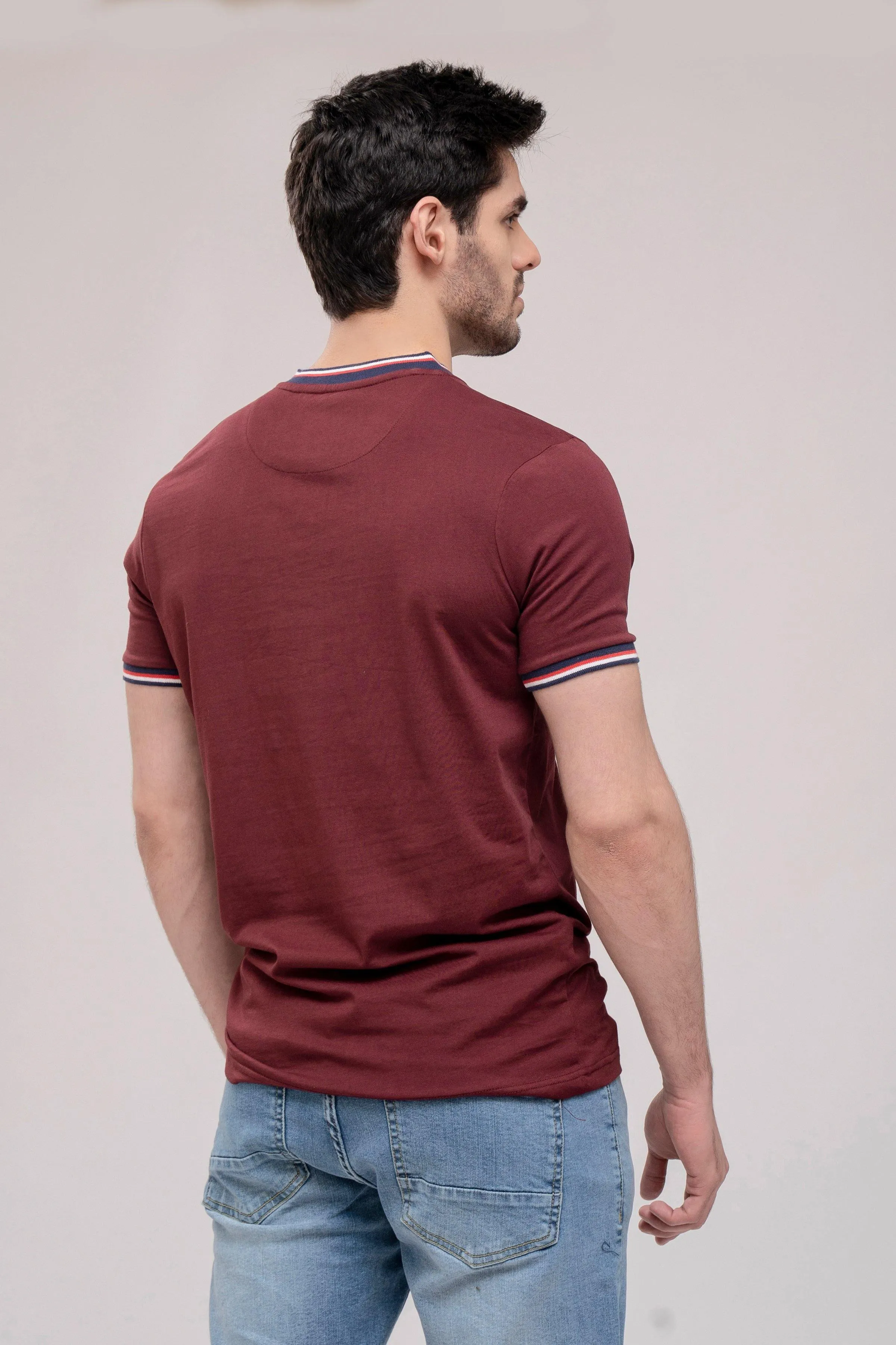 T SHIRT HENLEY TIPPING BAN MAROON